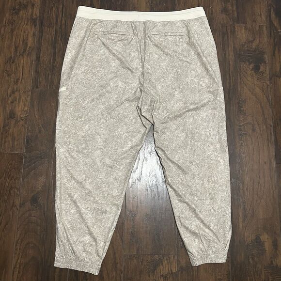 Athleta Venture Printed Pants Joggers Travel Size 22 Plus Lounge Athleisure - Picture 7 of 8